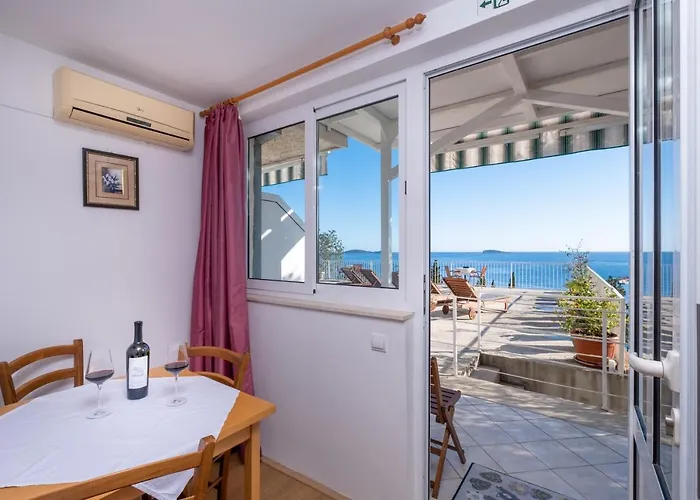 アパート Katica *