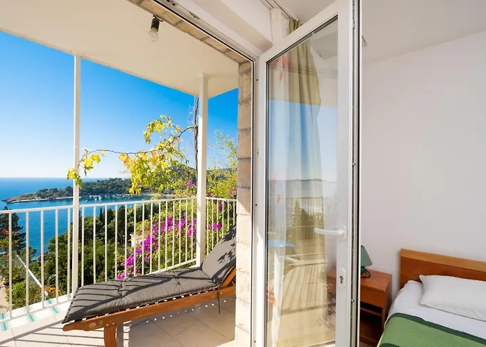 Katica アパート ムリニ