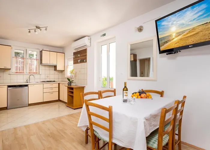 アパート Katica *