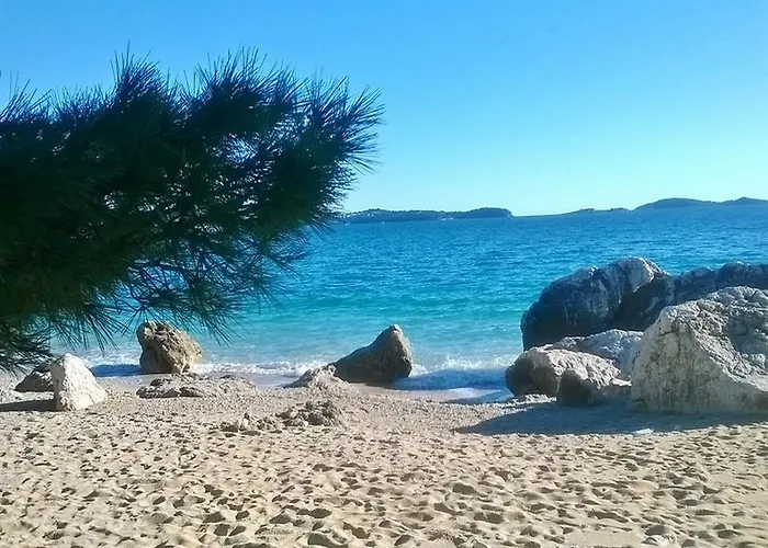 Katica アパート ムリニ